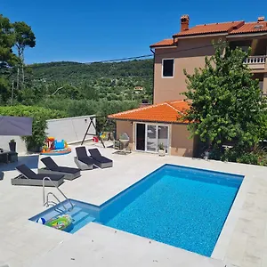  Apartman Nada Horvátország
